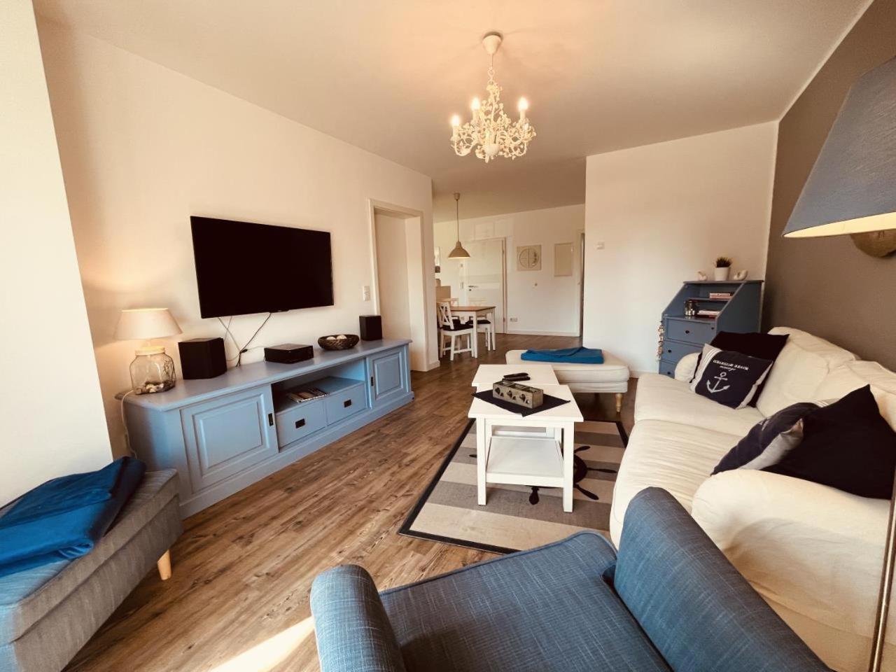 Ferienwohnung Blue In Born Buitenkant foto