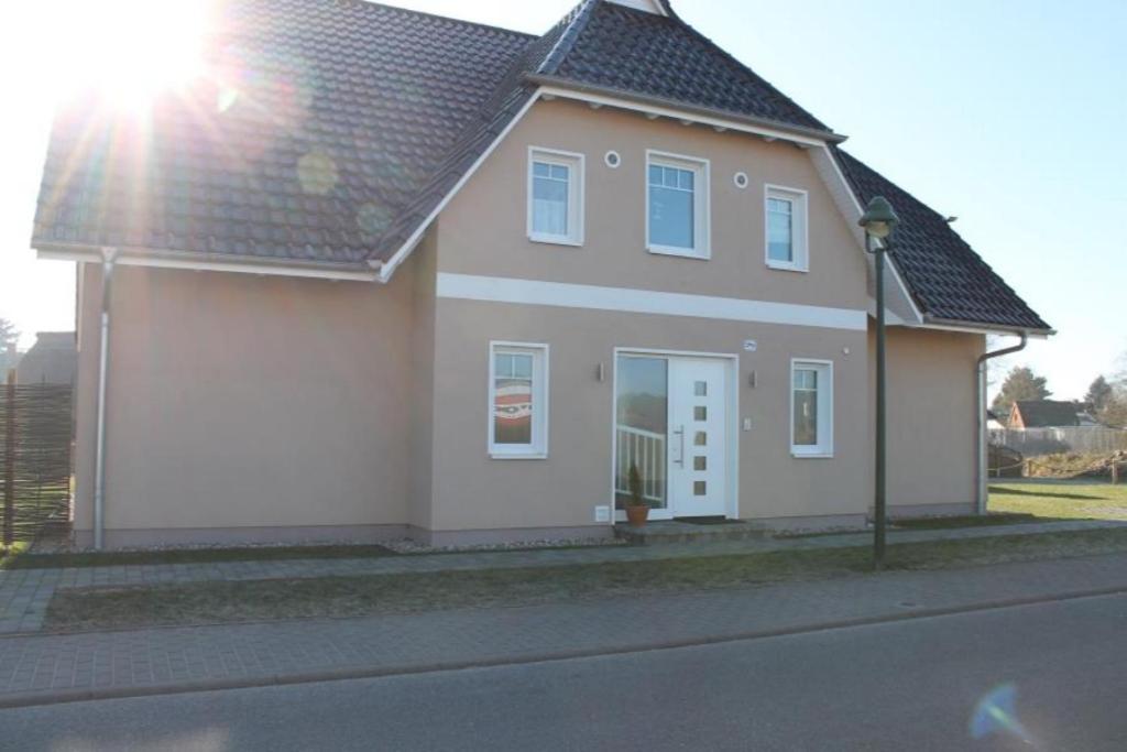 Ferienwohnung Blue In Born Buitenkant foto